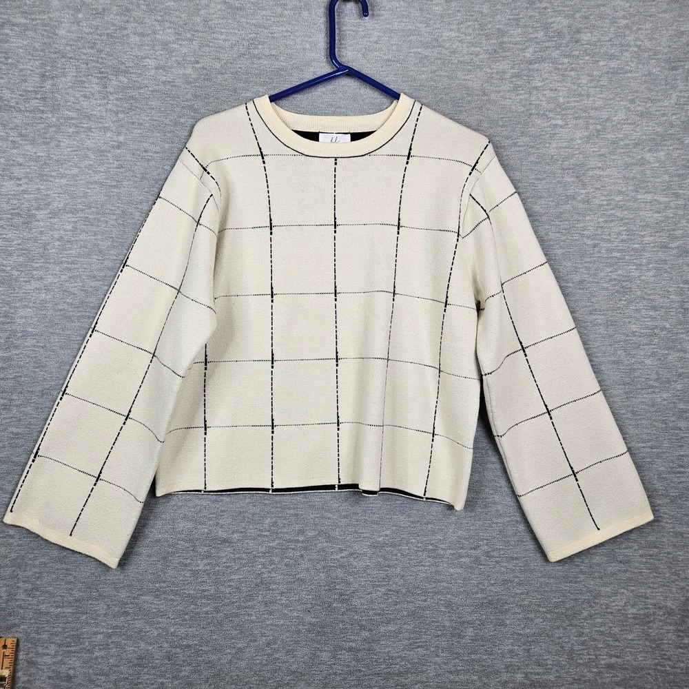 Bobbles & Lace Women's Cream & Black Plaid Sweater Size S